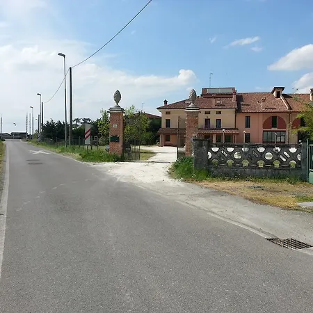 Bed & Breakfast La Viola 3*